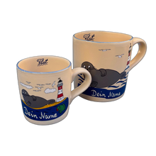 Laden Sie das Bild in den Galerie-Viewer, Kindertasse, Keramik, „Robbe“ groß mit Wunschnamen - Jeder Name ist möglich!