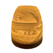 Laden Sie das Bild in den Galerie-Viewer, Porzellan Windlicht, Teelicht, Mini - Iglu "Seebrücke mit Möwen" MI443