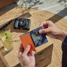 Laden Sie das Bild in den Galerie-Viewer, SECRID: Coin Pocket - das Kleingeldfach zum Nachrüsten