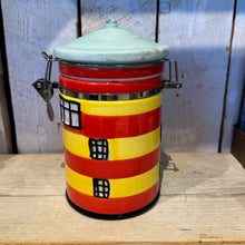 Laden Sie das Bild in den Galerie-Viewer, Keramik-Leuchtturm-Vorratsdose, Kaffeedose, Dose, „Pilsum“, klein, 125g, 69713