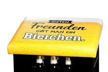 Laden Sie das Bild in den Galerie-Viewer, Bierkasten Sitzpolster, Sitzkissen, Biersitz, Abdeckung für Bierkiste, Auflage „Bierchen“