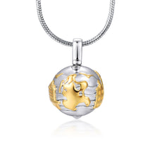 Laden Sie das Bild in den Galerie-Viewer, Inselsilber: Anhänger, großer Bicolor - Kugelanhänger "Meine Insel Rügen - Meine kleine Welt", 925er Silber, vergoldet, KA22OX