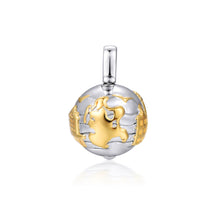 Laden Sie das Bild in den Galerie-Viewer, Inselsilber: Anhänger, großer Bicolor - Kugelanhänger "Meine Insel Rügen - Meine kleine Welt", 925er Silber, vergoldet, KA22WY