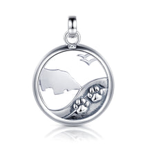 Laden Sie das Bild in den Galerie-Viewer, nselsilber: Anhänger, "Mein Hund und ich auf Fehmarn", 925er Silber, KA43OX