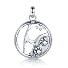 Laden Sie das Bild in den Galerie-Viewer, Inselsilber: Anhänger, "Mein Hund und ich auf Sylt", 925er Silber, KA46OX