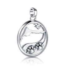 Laden Sie das Bild in den Galerie-Viewer, Inselsilber: Anhänger, "Mein Hund und ich auf Fischland - Darß - Zingst", 925er Silber, KA49OX