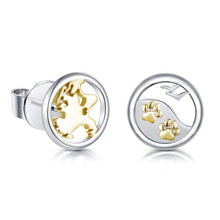 Laden Sie das Bild in den Galerie-Viewer, Inselsilber: Ohrring, Ohrstecker "Mein Hund und ich auf Rügen" 925er Silber, bicolor, KA53WY