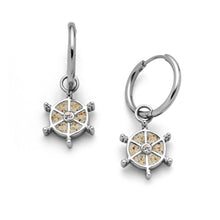 Laden Sie das Bild in den Galerie-Viewer, Creole Navora aus Edelstahl mit beweglichem Steuerrad-Einhänger, echtem Strandsand® und 1,5 mm Crystal von DUR (STE1002SA)