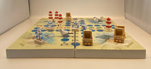 Laden Sie das Bild in den Galerie-Viewer, Würfelspiel "Maritim Strand" für 2-4 Spieler