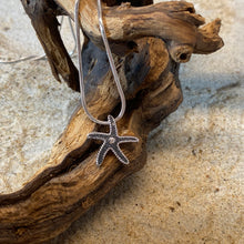 Laden Sie das Bild in den Galerie-Viewer, Anhänger „Seestern“ von DUR Schmuck