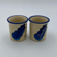 Laden Sie das Bild in den Galerie-Viewer, Eierbecher / Schnapsglas „Robbe Herzluftballon“ mit Wunschnamen - Jeder Name ist möglich!