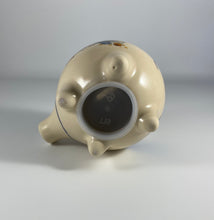 Laden Sie das Bild in den Galerie-Viewer, Sparschwein Robbe „Mädchen“ mit Wunschnamen - Jeder Name ist möglich!