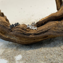 Laden Sie das Bild in den Galerie-Viewer, Ohrstecker „Moin“ von DUR Schmuck