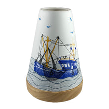 Laden Sie das Bild in den Galerie-Viewer, Windlicht Vintage Style, „Kutter"