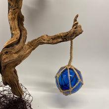 Laden Sie das Bild in den Galerie-Viewer, Fischerkugel klein „Blau“
