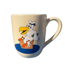 Laden Sie das Bild in den Galerie-Viewer, Große Tasse, Keramik, „Käpt’n Möwe“ mit Wunschnamen - Jeder Name ist möglich!