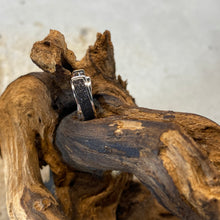 Laden Sie das Bild in den Galerie-Viewer, Creole „Saturn“ von DUR Schmuck