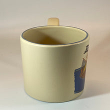 Laden Sie das Bild in den Galerie-Viewer, Schiefe Tasse, Keramik, „Piraten - Mädchen“ mit Wunschnamen - Jeder Name ist möglich!