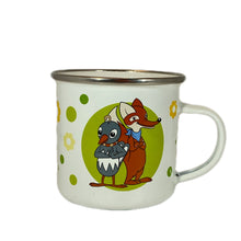 Laden Sie das Bild in den Galerie-Viewer, Emaillebecher „Fuchs und Elster“, Metallbecher, emailliert