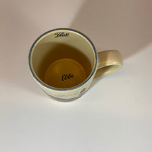 Laden Sie das Bild in den Galerie-Viewer, Kindertasse, Keramik, „Robbe“ klein (Espressogröße) mit Wunschnamen - Jeder Name ist möglich!