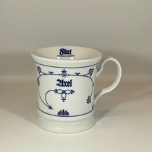 Laden Sie das Bild in den Galerie-Viewer, Herren - Namensbecher indisch blau - verschiedene männliche Vornamen zur Auswahl