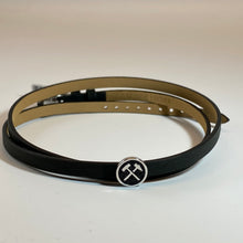 Laden Sie das Bild in den Galerie-Viewer, DUR Schmuck: Armband, Lederarmband schwarz mit Lavasandelement, A1598
