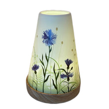 Laden Sie das Bild in den Galerie-Viewer, Porzellan Windlicht Vintage Style, „Kornblume"