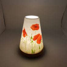 Laden Sie das Bild in den Galerie-Viewer, Porzellan Windlicht Vintage Style, „Mohnblume"