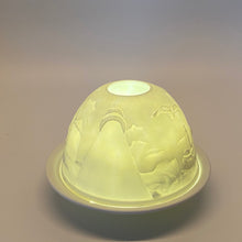 Laden Sie das Bild in den Galerie-Viewer, Porzellan Windlicht, „Küstenlandschaft"