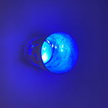 Laden Sie das Bild in den Galerie-Viewer, Glas Windlicht, Twinkle Medium, „Leuchtturm und Segelschiff"