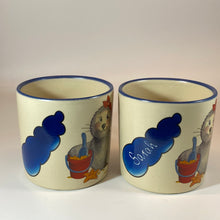 Laden Sie das Bild in den Galerie-Viewer, Tasse, Keramik, Robbe „Mädchen“ mit Wunschnamen - Jeder Name ist möglich!