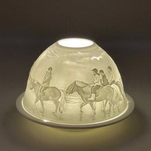 Laden Sie das Bild in den Galerie-Viewer, Porzellan Windlicht, Teelicht "Pferde am Strand"