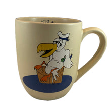Laden Sie das Bild in den Galerie-Viewer, Kapitäns- Möwe - Tasse mit Wunschnamen - Jeder Name kann graviert werden