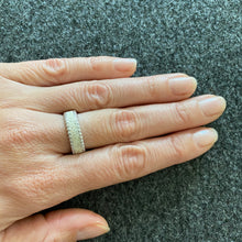 Laden Sie das Bild in den Galerie-Viewer, DUR Schmuck: Ring "Strandzauber" mit Strandsand R4786