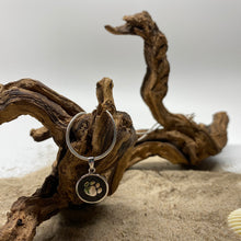 Laden Sie das Bild in den Galerie-Viewer, DUR Schmuck: Anhänger "Lucky Dog" mit Lavasand P2940