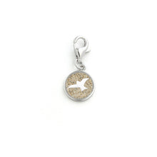 Laden Sie das Bild in den Galerie-Viewer, DUR Schmuck: Charm verschiedene Motive "Strandsand" F156