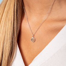 Laden Sie das Bild in den Galerie-Viewer, DUR Schmuck: Kette "Bernsteinsandspirale 2.0" K2584