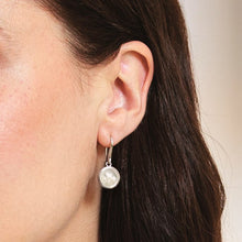 Laden Sie das Bild in den Galerie-Viewer, DUR Schmuck: Ohrringe, Ohrhänger "Sandsturm"mit Strandsand O4835