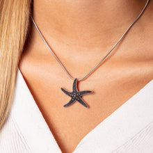 Laden Sie das Bild in den Galerie-Viewer, DUR Schmuck: Anhänger „Seestern“ mit Lavasand P2906