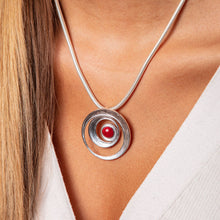 Laden Sie das Bild in den Galerie-Viewer, DUR Schmuck: Anhänger "Feuerstrudel" 925er Sterlingsilber P3588