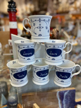 Laden Sie das Bild in den Galerie-Viewer, Porzellan - Namensbecher mit Wunschnamen, indisch blau - Design, jeder Name ist möglich, Gravurbecher - Namensgravur