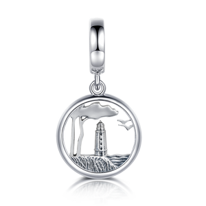 Inselsilber Charm Hiddensee aus 925er Silber mit Leuchtturm Dornbusch – Vorderseite