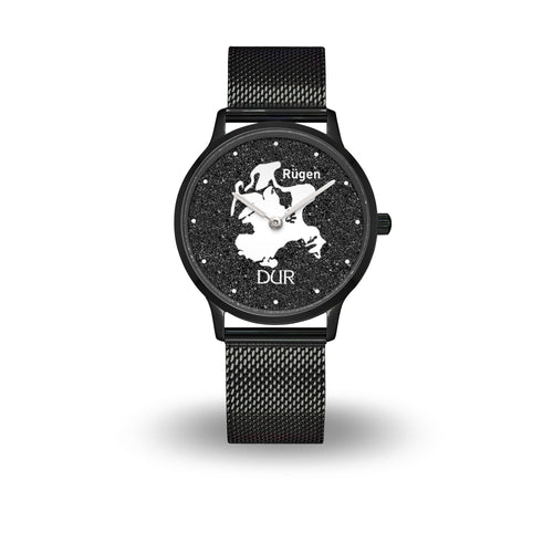DUR Uhr „Rügen“ mit schwarzem Lavasand-Ziffernblatt, Insel-Silhouette und Schriftzug, Saphirglas, PVD-beschichtetes Edelstahlgehäuse, Meshband, 36 mm