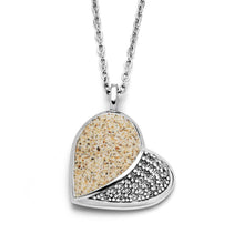 Laden Sie das Bild in den Galerie-Viewer, Kette Heart 26 mm aus Edelstahl mit echtem Strandsand® und Crystalsteinen von DUR (STN1007SA)
