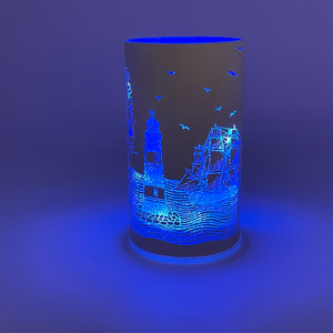 Glas Windlicht, Twinkle Medium, „Leuchtturm und Segelschiff"