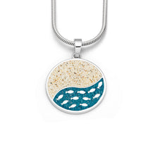Laden Sie das Bild in den Galerie-Viewer, DUR Schmuck: Anhänger &quot;Fischschwarm&quot; mit Strandsand und blauem Steinsand P3907
